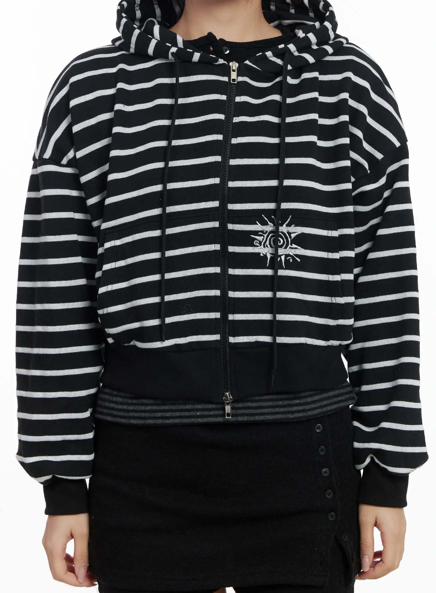 Striped Embroidered Cropped Hoodie CJ514 - Image 4