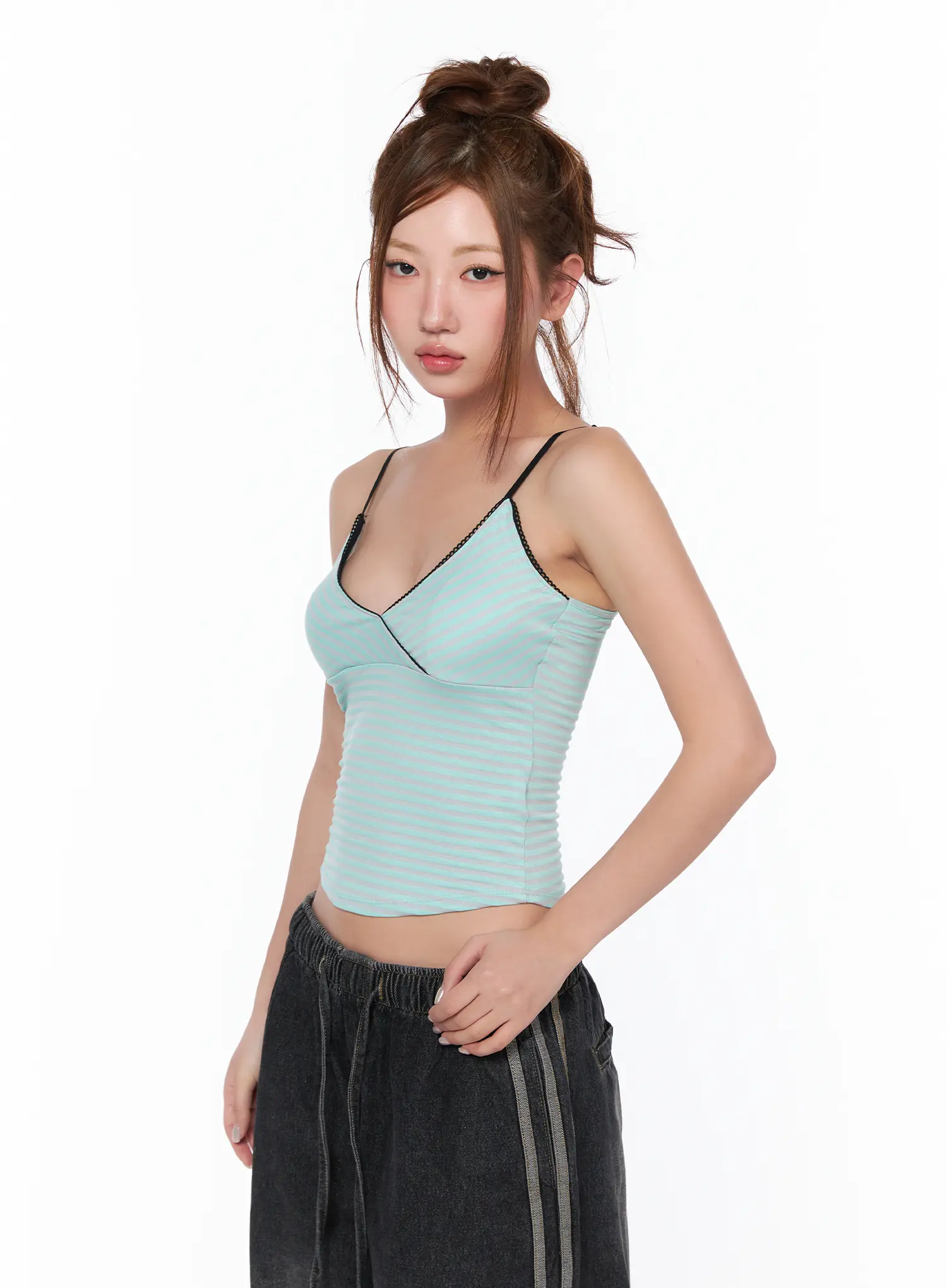 Striped V-Neck Sleeveless Top CA515 - Image 5