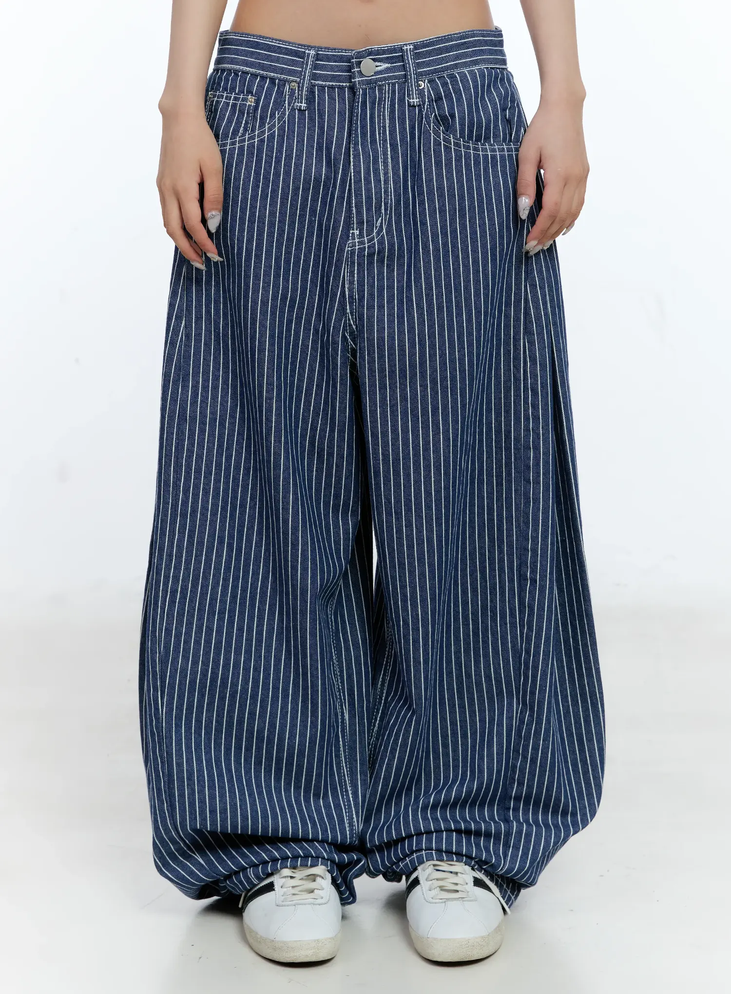 Striped Wide-Leg Relaxed Pants CL530