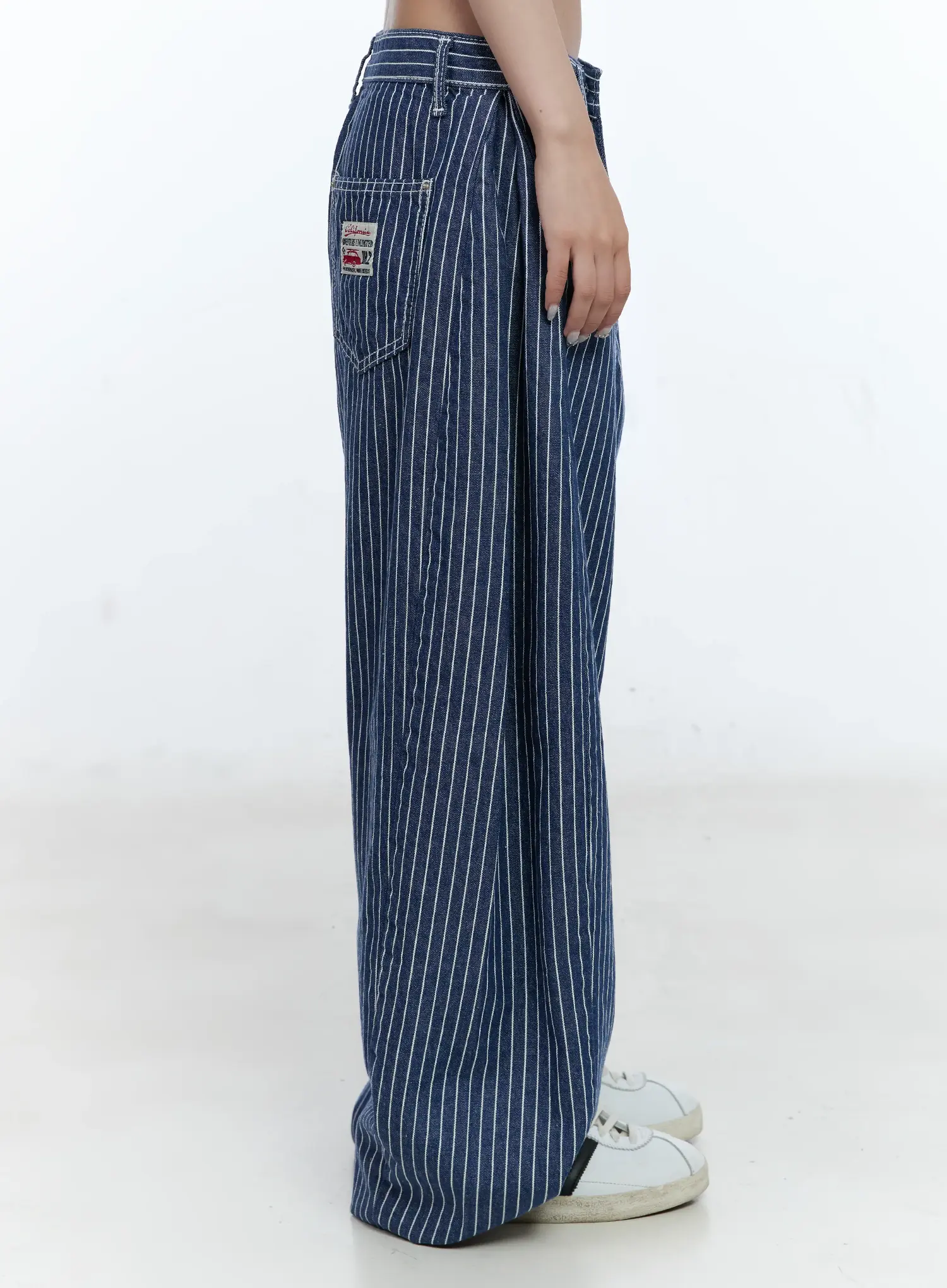 Striped Wide-Leg Relaxed Pants CL530 - Image 5