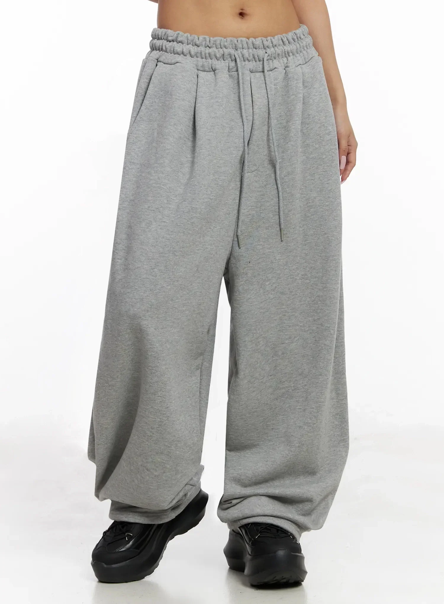 Studded Cross Baggy Sweatpants IY501 - Image 9