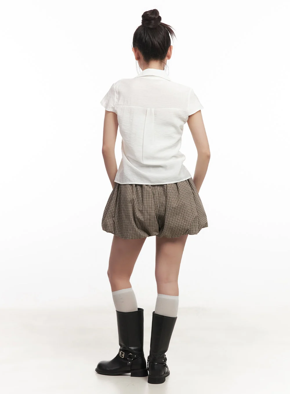 Timeless Collared Button-Up Shirt CM531 - Image 4
