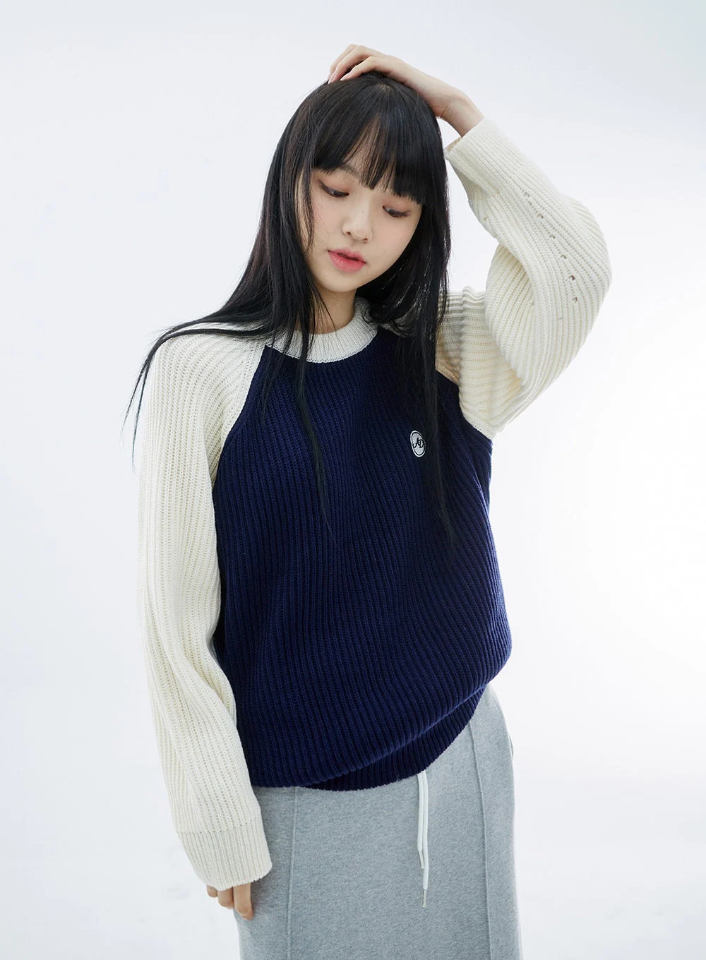 Two Color Knit Sweater OS27 - Image 6
