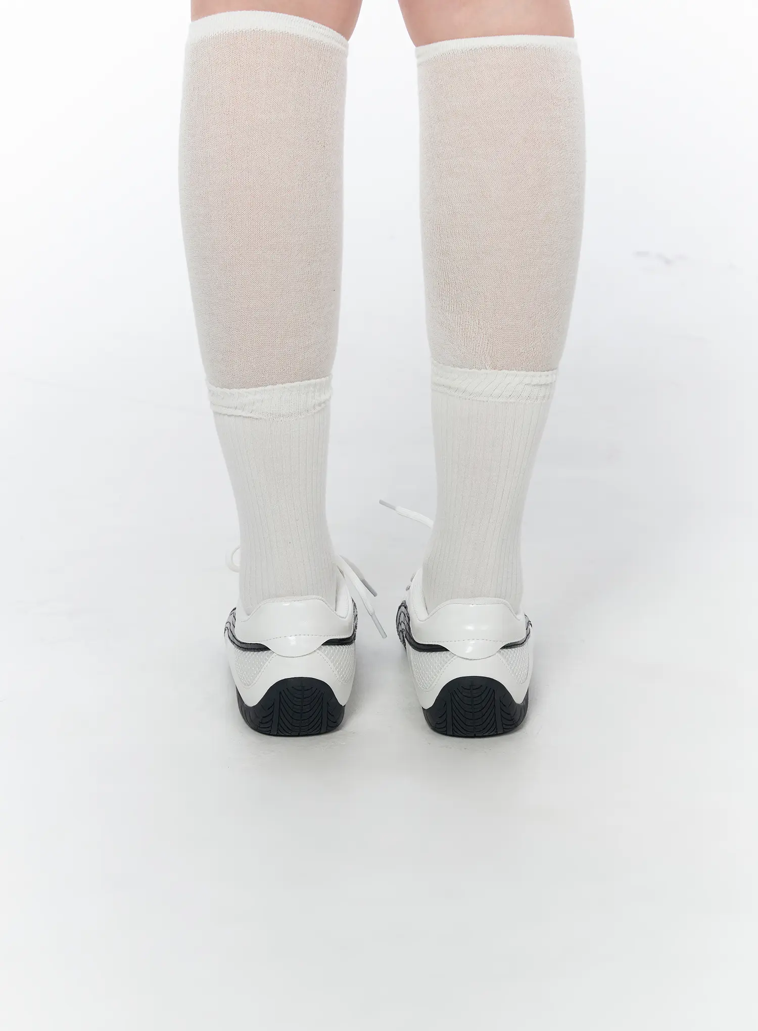 Two-Tone Mesh Sneakers CA527 - Image 5