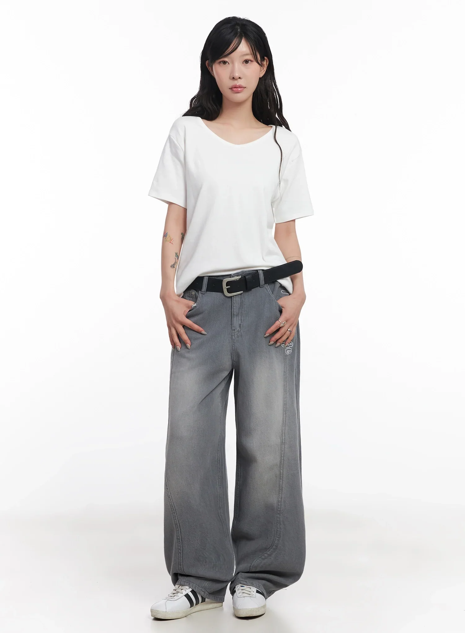 U-Neck Loose-Fit T-Shirt IC503 - Image 5
