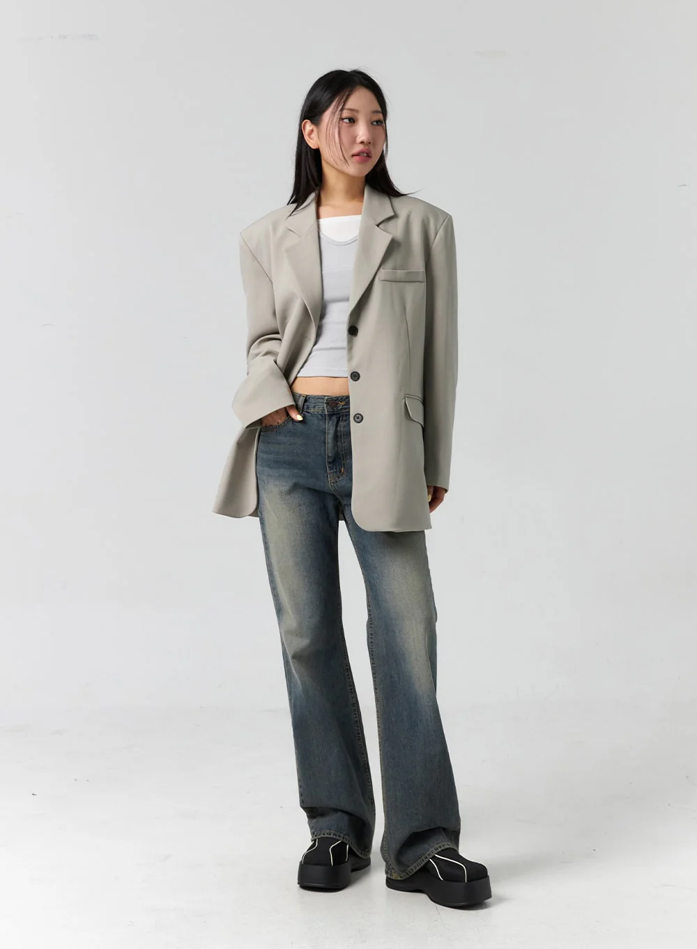 Vintage Wash Bootcut Jeans CS305 - Image 4