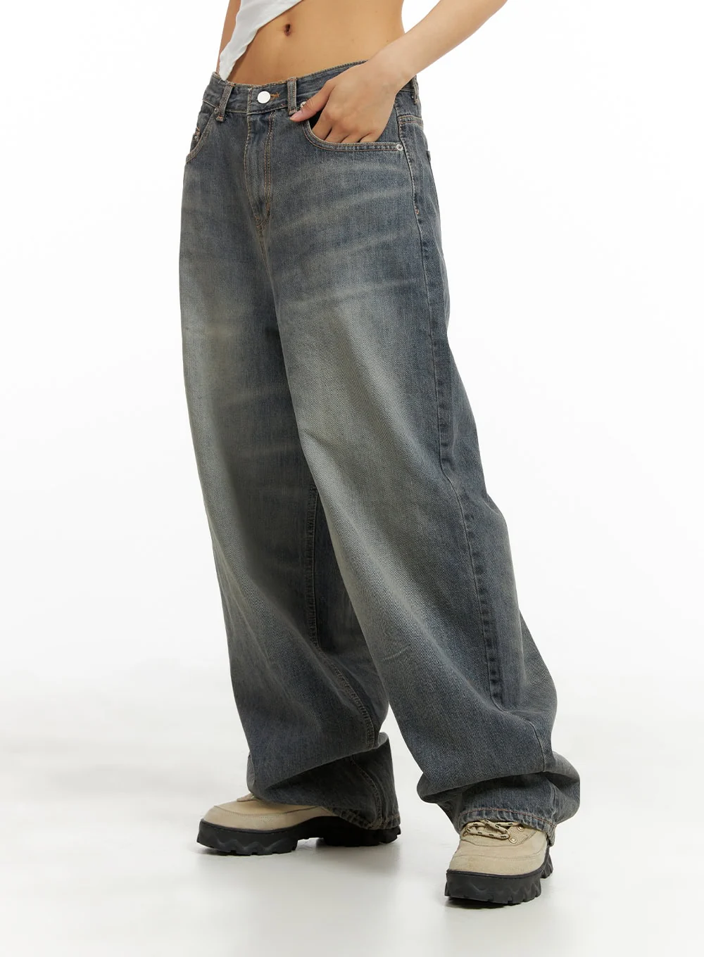 Vintage Washed Baggy Jeans CA424 - Image 4