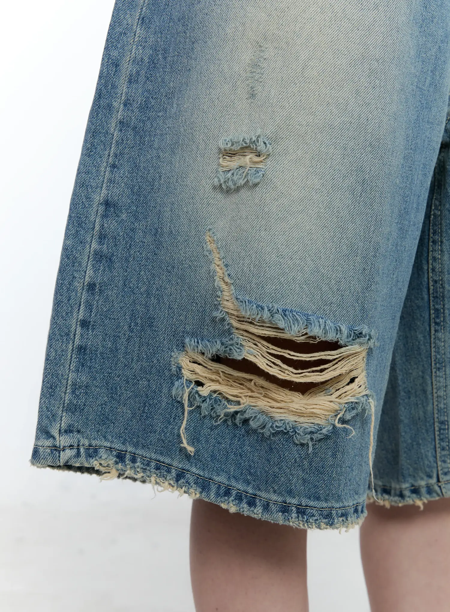 Washed Distressed Jorts CG501 - Image 10