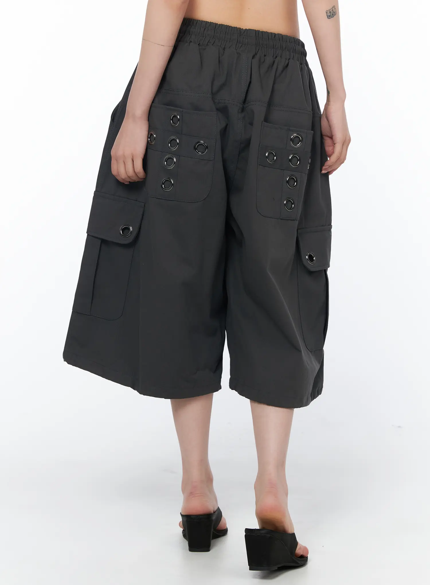 Wide Leg Cargo Shorts CA524