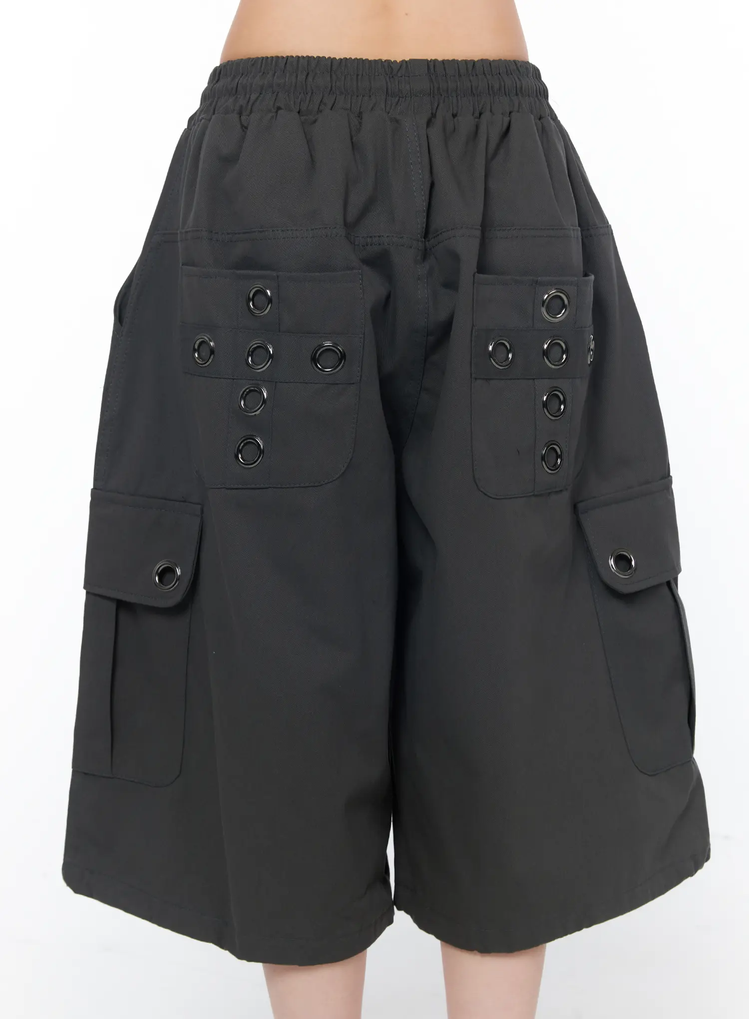 Wide Leg Cargo Shorts CA524 - Image 7