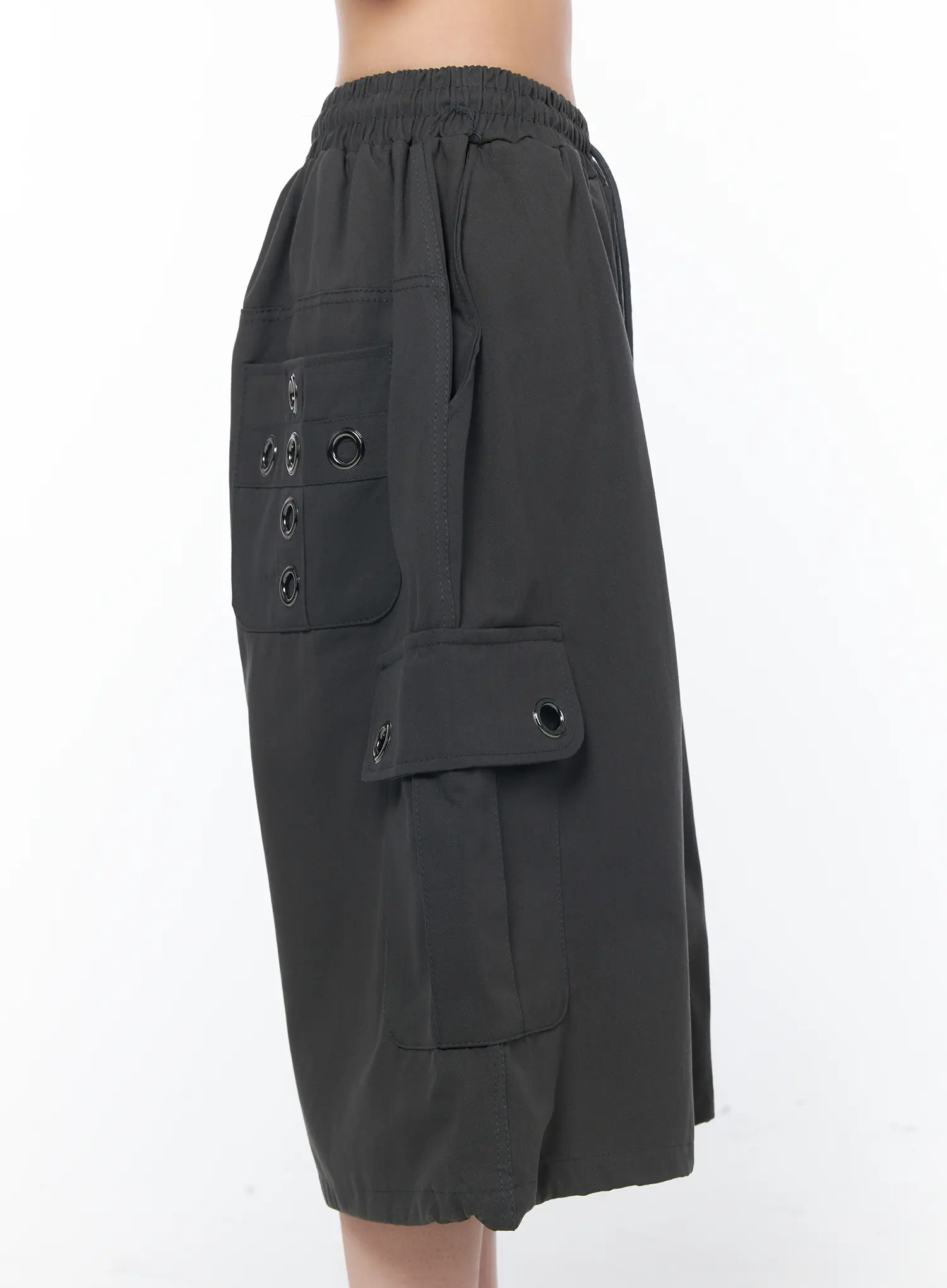 Wide Leg Cargo Shorts CA524 - Image 8