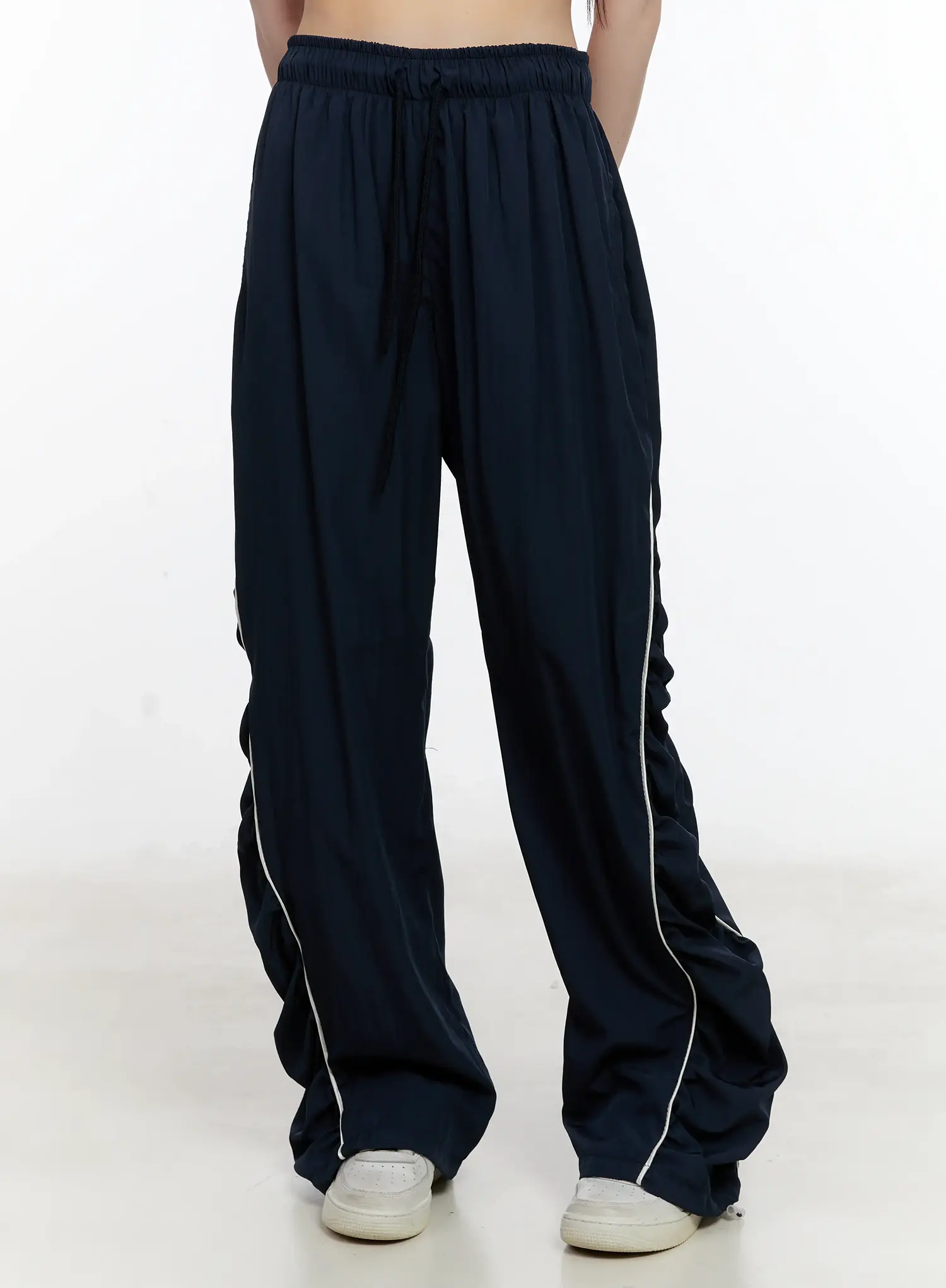 Wide-Leg Shirred Training Pants CL504 - Image 11