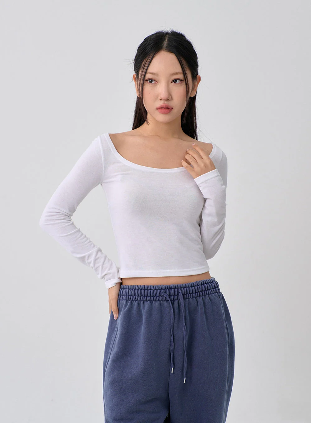 Wide U-Neck Semi Crop T-Shirt CN09 - Image 2