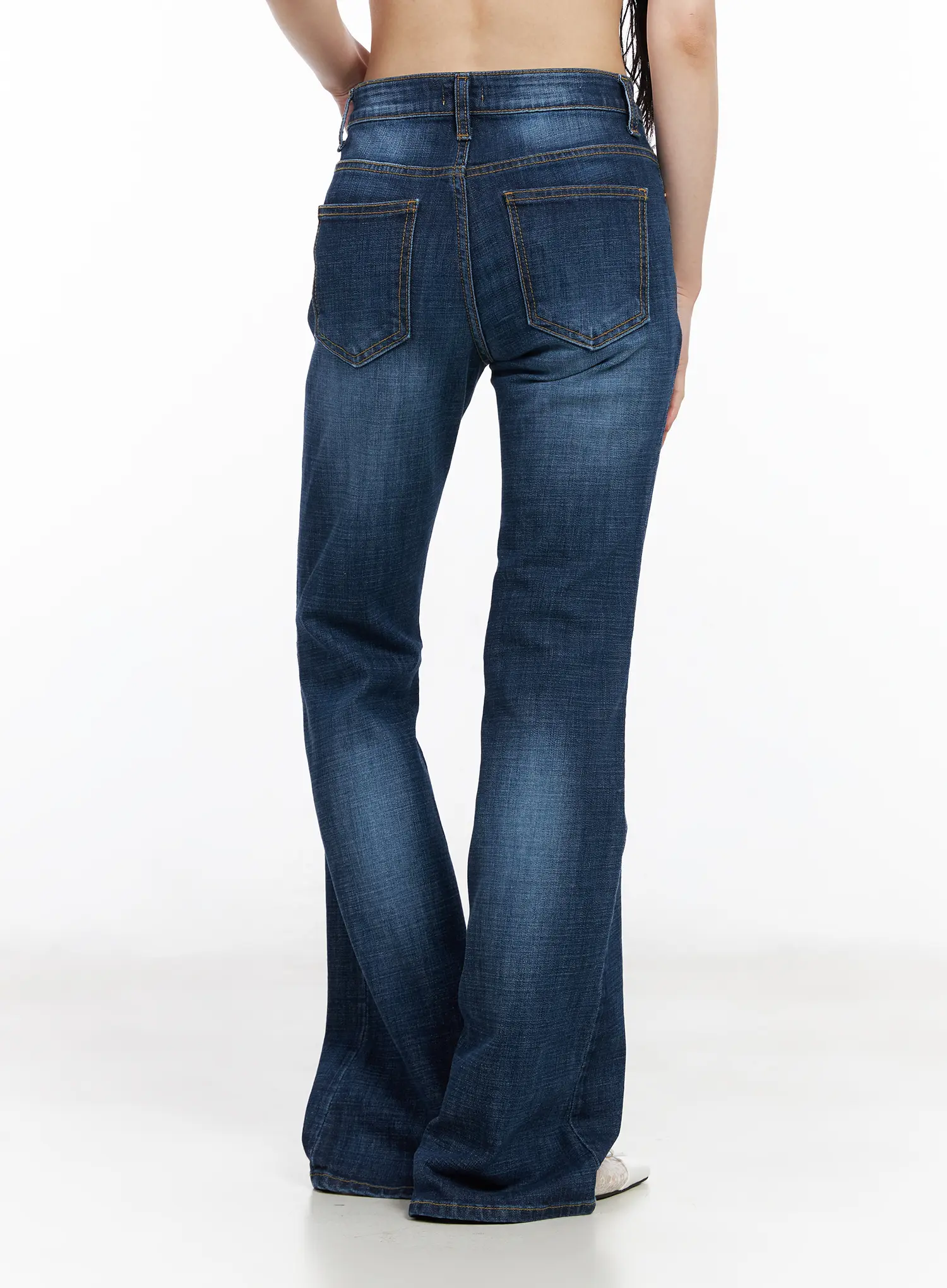 Xandra Washed Bootcut Jeans CM518 - Image 6