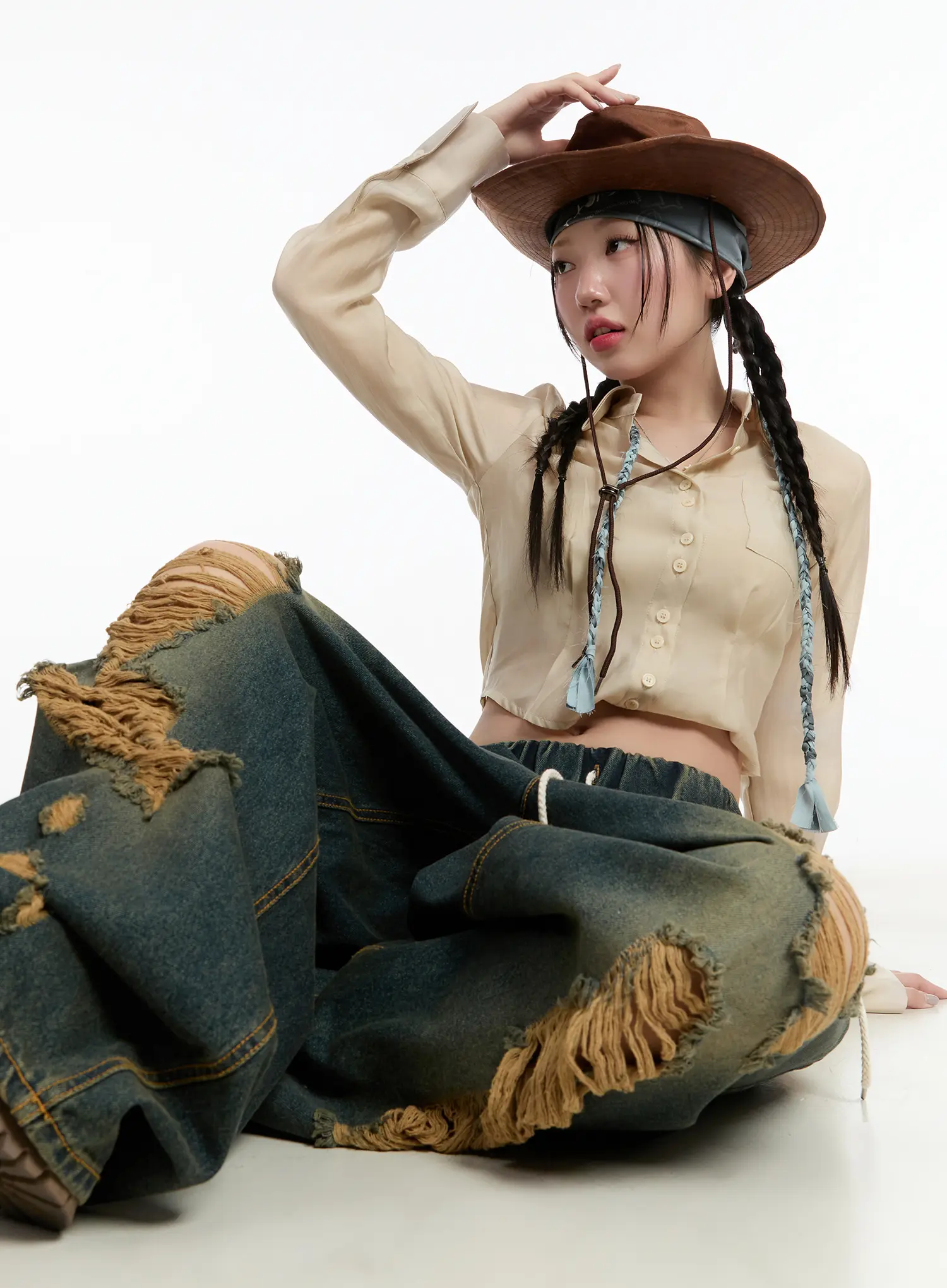 Yoomi Distressed Wide Leg Jeans CM511