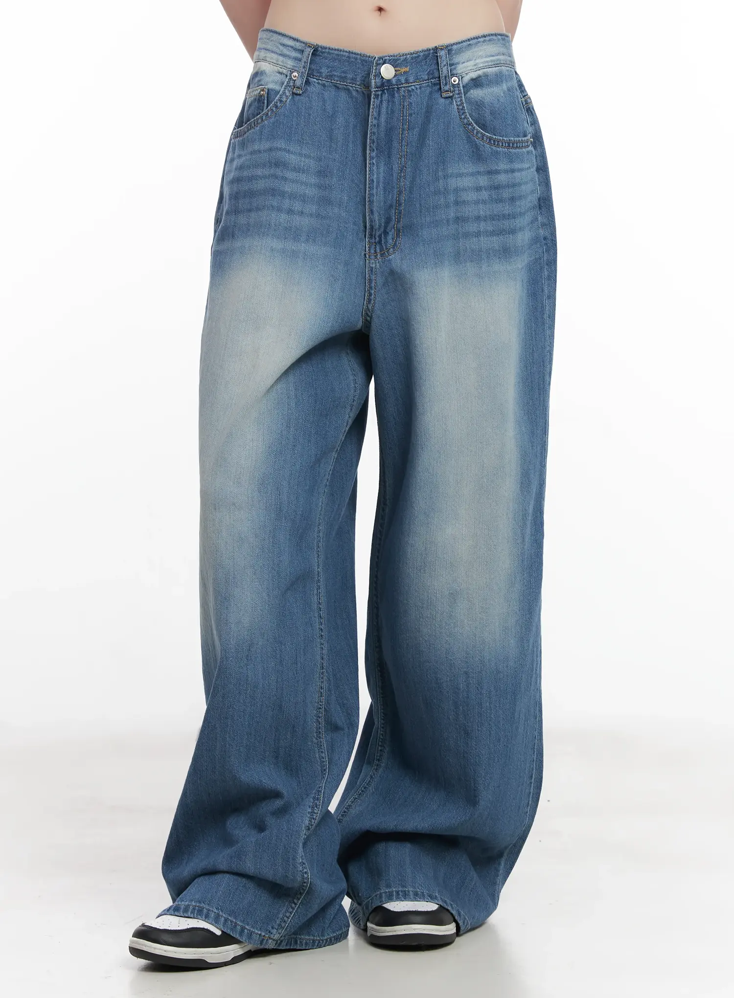 Yunjin Washed Wide-Leg Jeans CU518