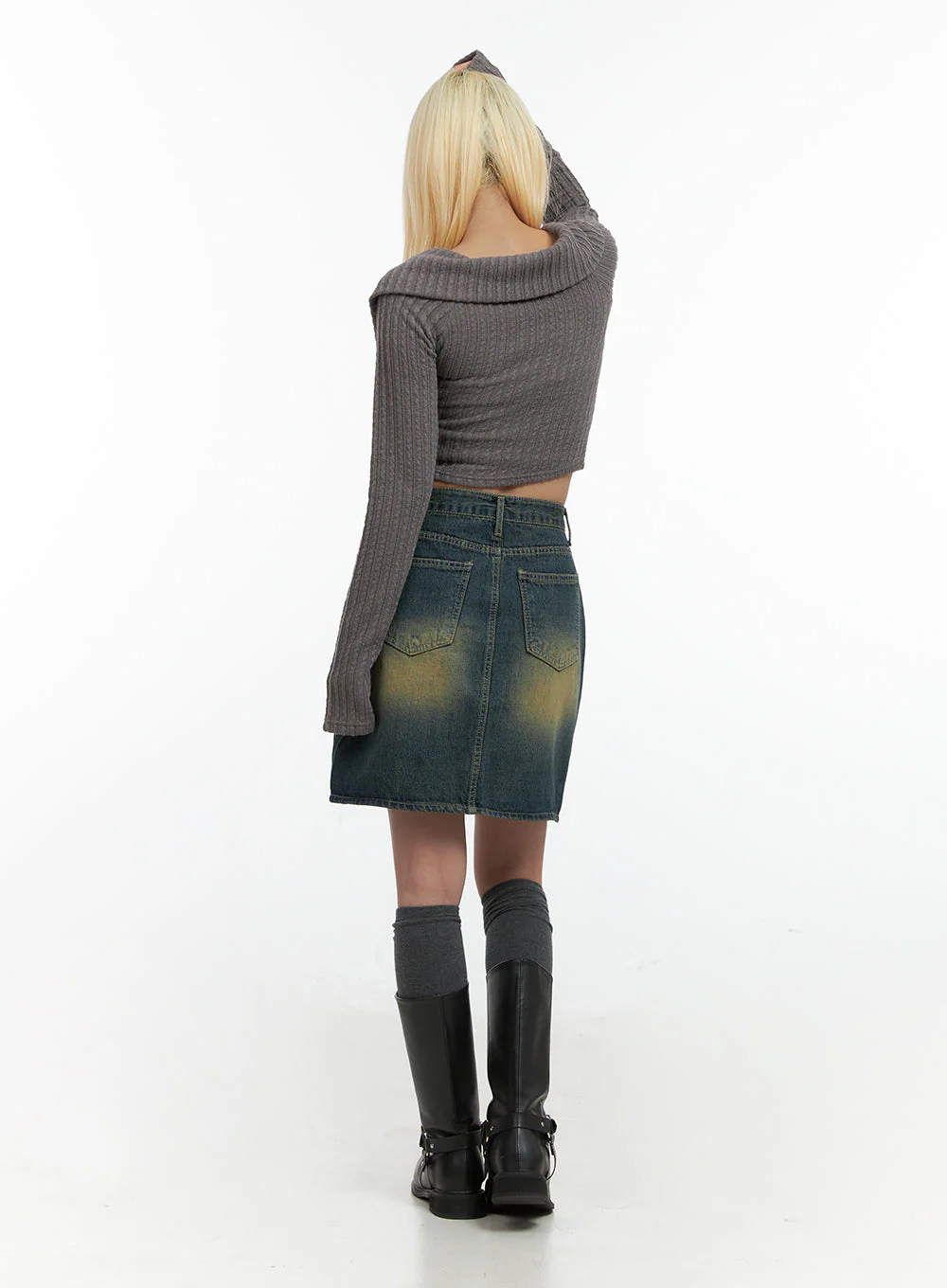 Zipper Chic Collared Crop Top CO415 - Image 4